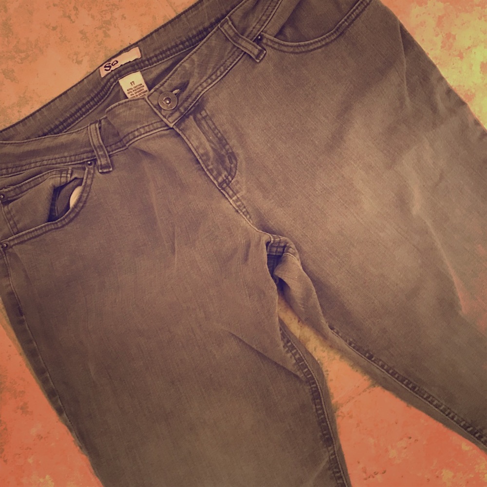 grey relaxed skinny jeans